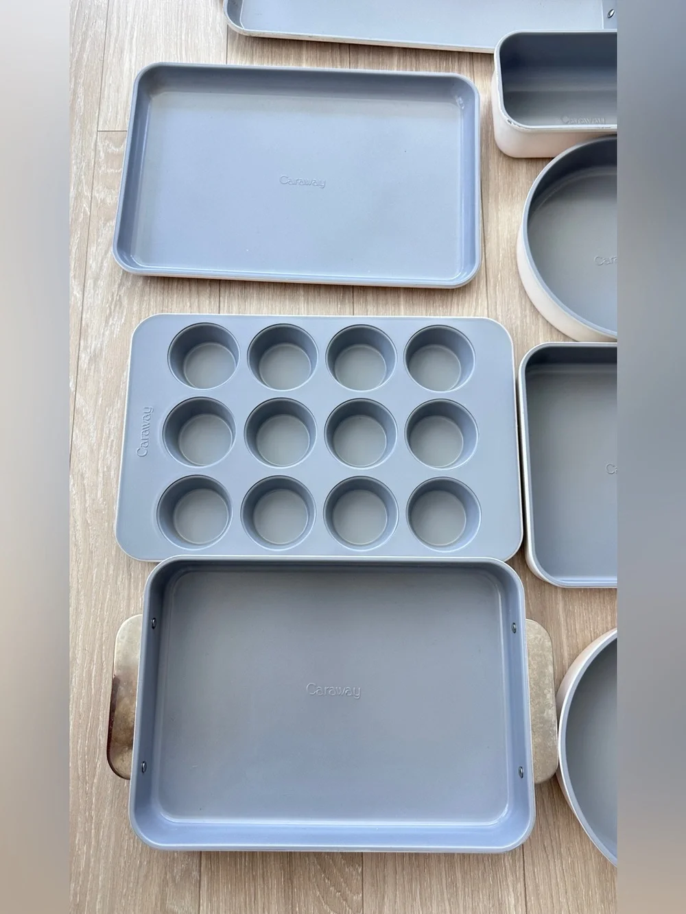 Caraway Bakeware Set: 10-Piece Set With Storage Organizers